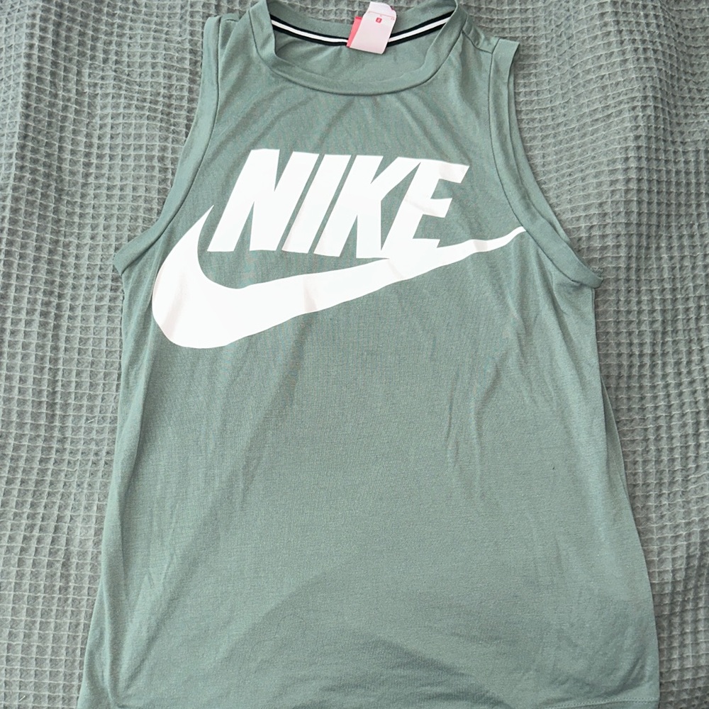 Nike tank top